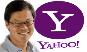 Jerry-Yang-with-Yahoo-Badge-and-Yahoo-logo-400x240